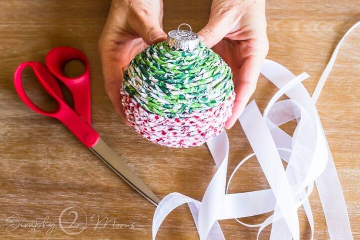 twisted paper christmas ornaments