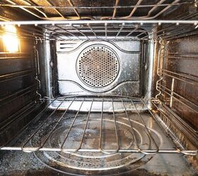 how to clean oven naturally