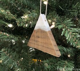 Super Easy DIY Mountain Christmas Ornament From Pallets or Scrap Wood