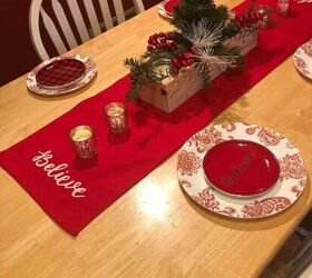 20 magical ways to dress up your christmas table, Rustic Christmas Table Centerpiece