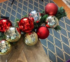 make an ornament archway for christmas