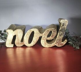 13 reasons to save your cardboard boxes this season, Send a holiday message with a 3D metallic holiday sign