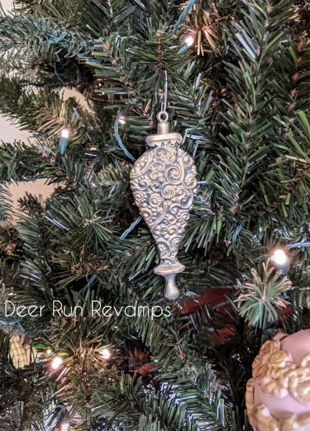 how to make unique christmas tree ornaments using resin clay moulds