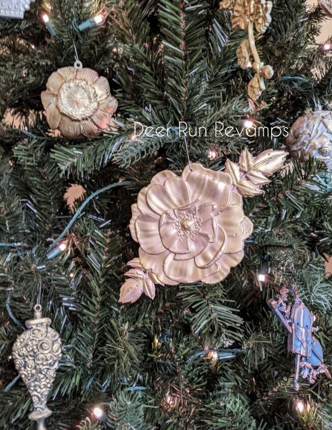 how to make unique christmas tree ornaments using resin clay moulds