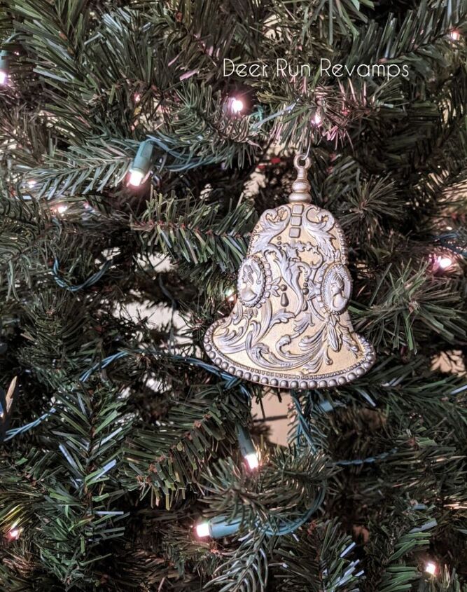 how to make unique christmas tree ornaments using resin clay moulds
