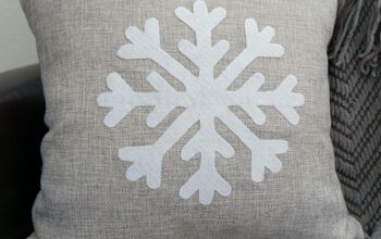Funda de almohada de fieltro con copos de nieve sin coser