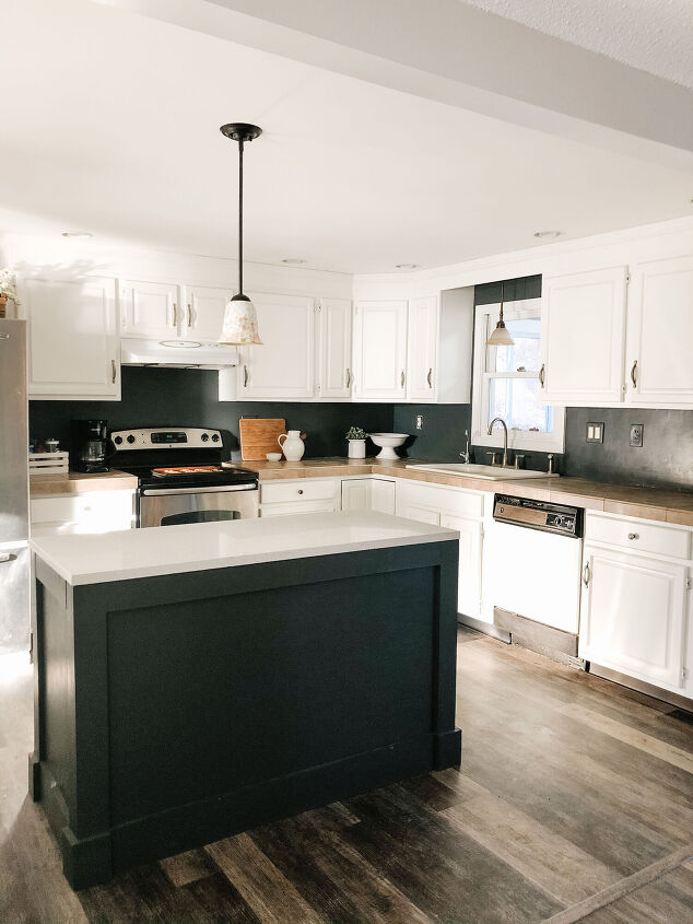 the 20 best kitchen updates people did in 2020, Make your kitchen pop with dark painted backsplash