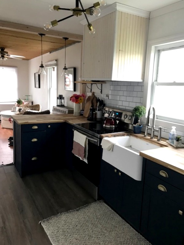 the 20 best kitchen updates people did in 2020, Turn a dark cottage kitchen into a modern farmhouse style space