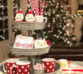 s 15 hot cocoa stations that made us smile, Set up a simple Santa themed hot cocoa bar