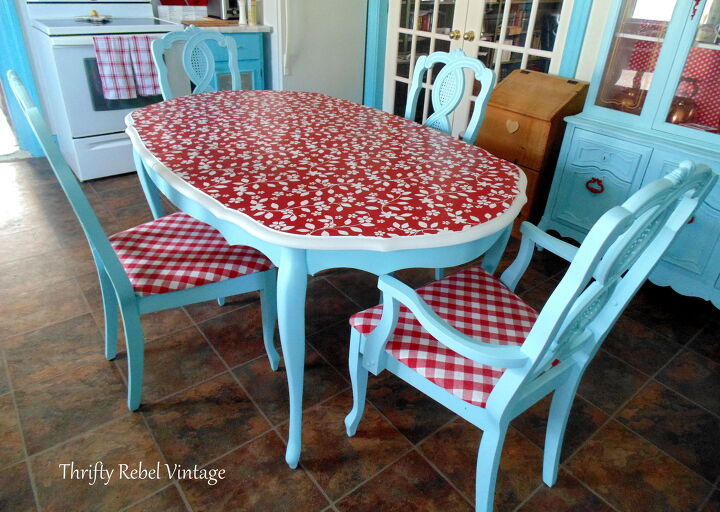 21 ways to bring your old dining table into 2021, Revamp a boring tabletop with a decoupaged vinyl tablecloth