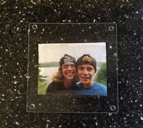 s 20 heartwarming gifts you can make from old photos, Personalize a glass trivet with your fav photo