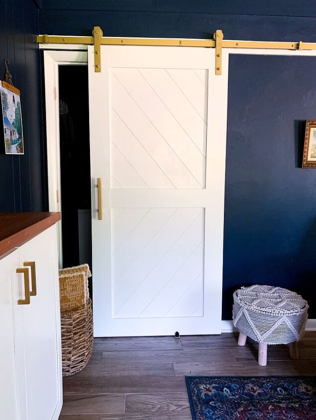 s 15 ideas that belong on your diy resolution list, Go farmhouse chic with a modern barn door