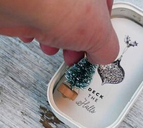 upcycled christmas card and tin can ornament