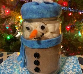 last minute snowman from glass jars