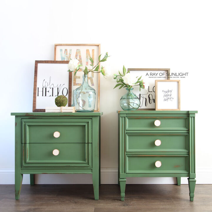 10 stunning makeovers that will make you rethink your old bedroom set, Turn mismatched nightstands into adorable green friends