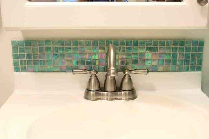 10 easy bathroom makeovers you can do in 1 day, Add a pop of color to your bathroom with removable backsplash