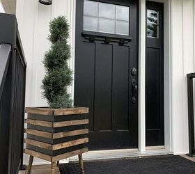 10 creative ways to boost your curb appeal—even in the middle of winter