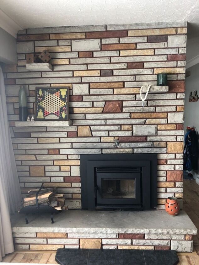 q decorating fireplace