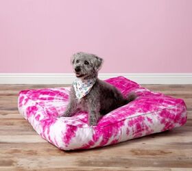 s 27 seriously cute diys every dog owner should see, How To Tie Dye a Dog Bed