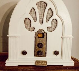 How To Paint A Vintage Radio