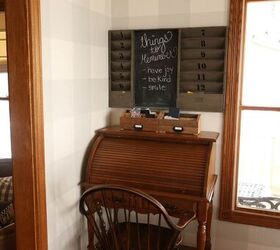 Turn a Neglected Corner Into a Home Office