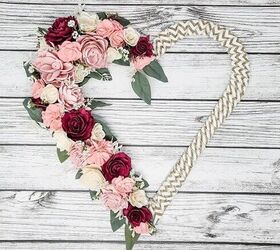 11 diy valentines door decorations inspired by love, 2 Wire heart wreath
