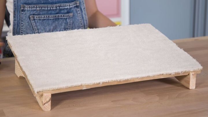 how to make a wooden footrest