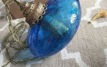 Upcycling una hermosa lámpara colgante de vidrio azul antiguo