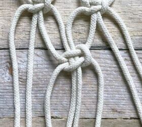 the first macrame knots a beginner should learn, Alternating Square Knot
