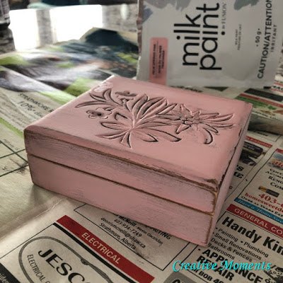 caja de baratijas tallada en rosa