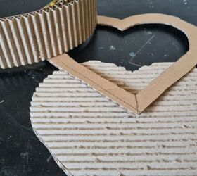 The 3D Valentine's Day decor you can make using cardboard