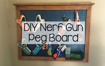 Organizador de tablero de clavijas para pistolas Nerf DIY
