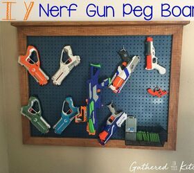 Como organizar uma parede de armas Nerf