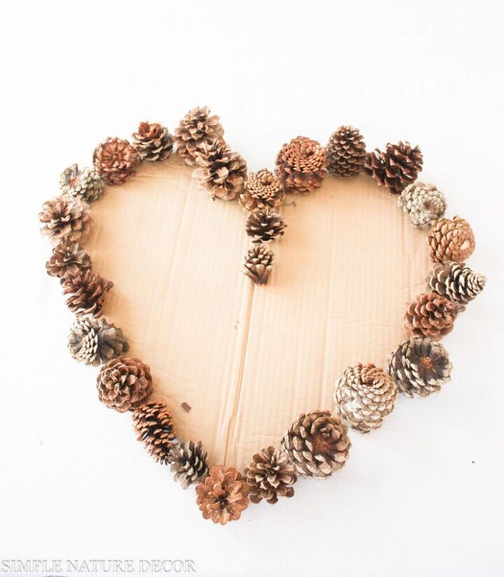 how to make a valentines day wreath with pinecones