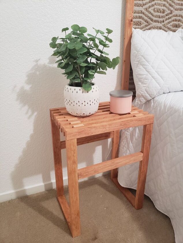 simple yet stylish bedroom bench and end table, End Table made with left over pieces