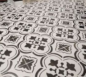 i painted and stenciled my linoleum floor