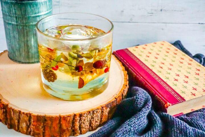 14 ways to use your valentine s day bouquet instead of throwing it out, DIY Resin Candle Holder With Dried Flowers