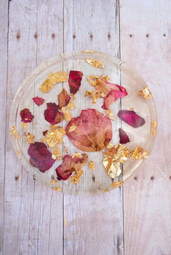 how to make a rose gold epoxy resin coaster