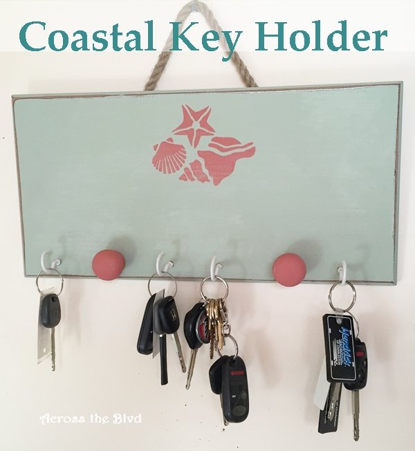20 ways to add a coastal vibe to your home without being tacky, Stencil shells on your wooden key holder