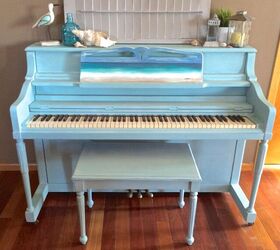 20 ways to add a coastal vibe to your home without being tacky, Turn your piano into a display of oceanic art