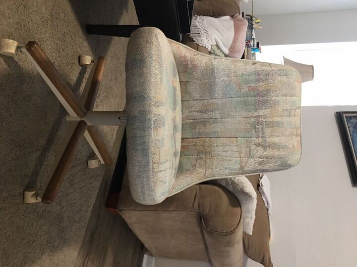 q how do i change adapt swivel to standard chair with four legs