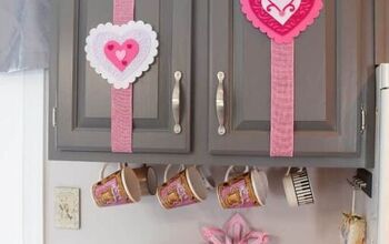 Decoración de San Valentín en los armarios de la cocina