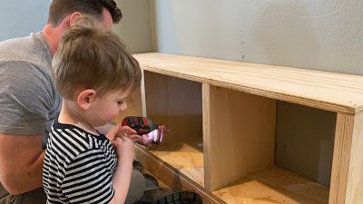 diy mudroom built in