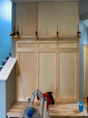 diy mudroom built in