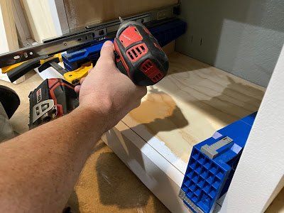 diy mudroom built in