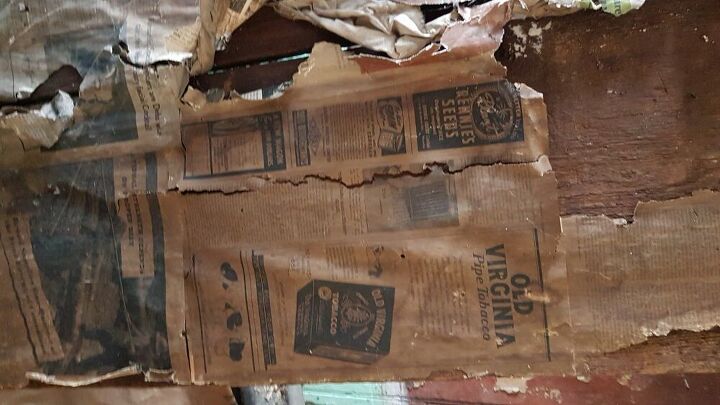 dow do i preserve vintage wall paper and newspapers