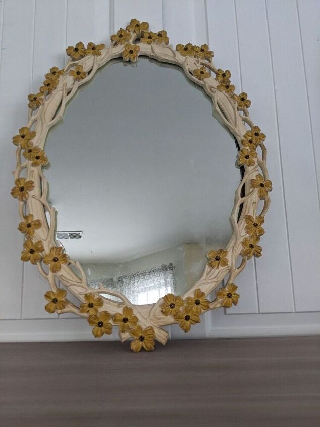 how to refinish and age any mirror to look like an elegant antique, Before