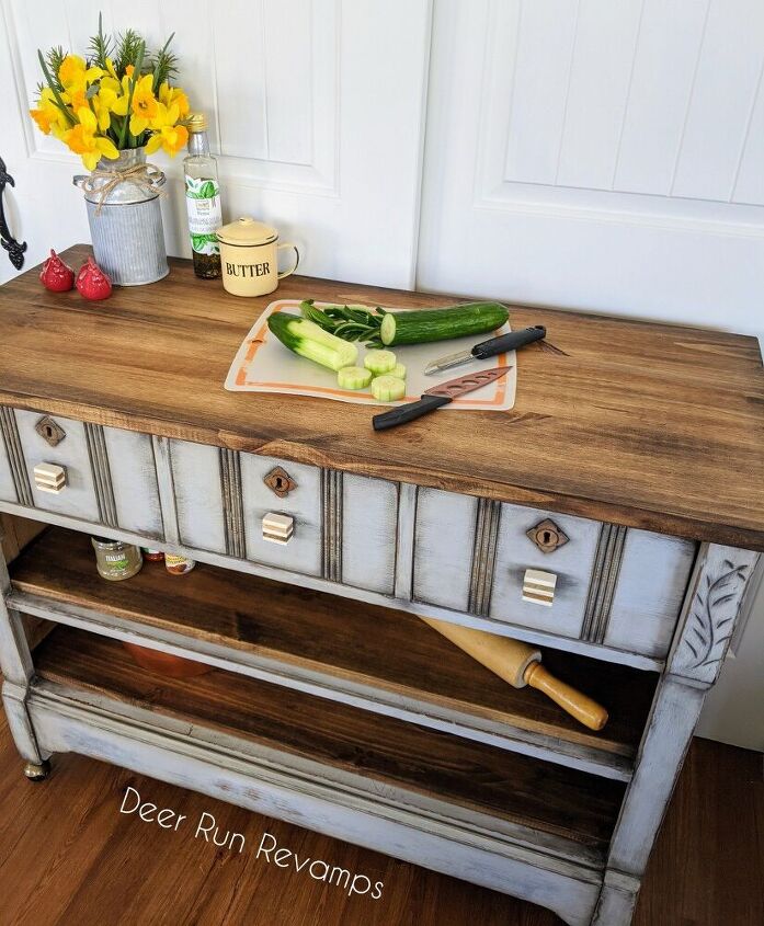 20 unique storage solutions for your kitchen, Dresser turned island