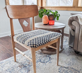 10 ways to upgrade your ugly chairs instead of throwing them out, Update your chair with a spare rug