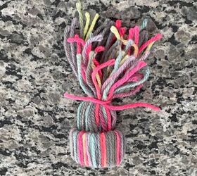 mini yarn hats upcycled toilet paper roll jersey girl knows best